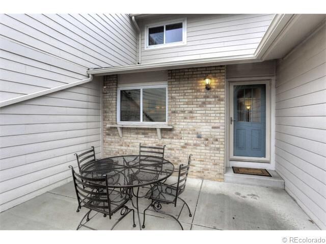 Property Photo: 7128 South Vine Circle CO 80122