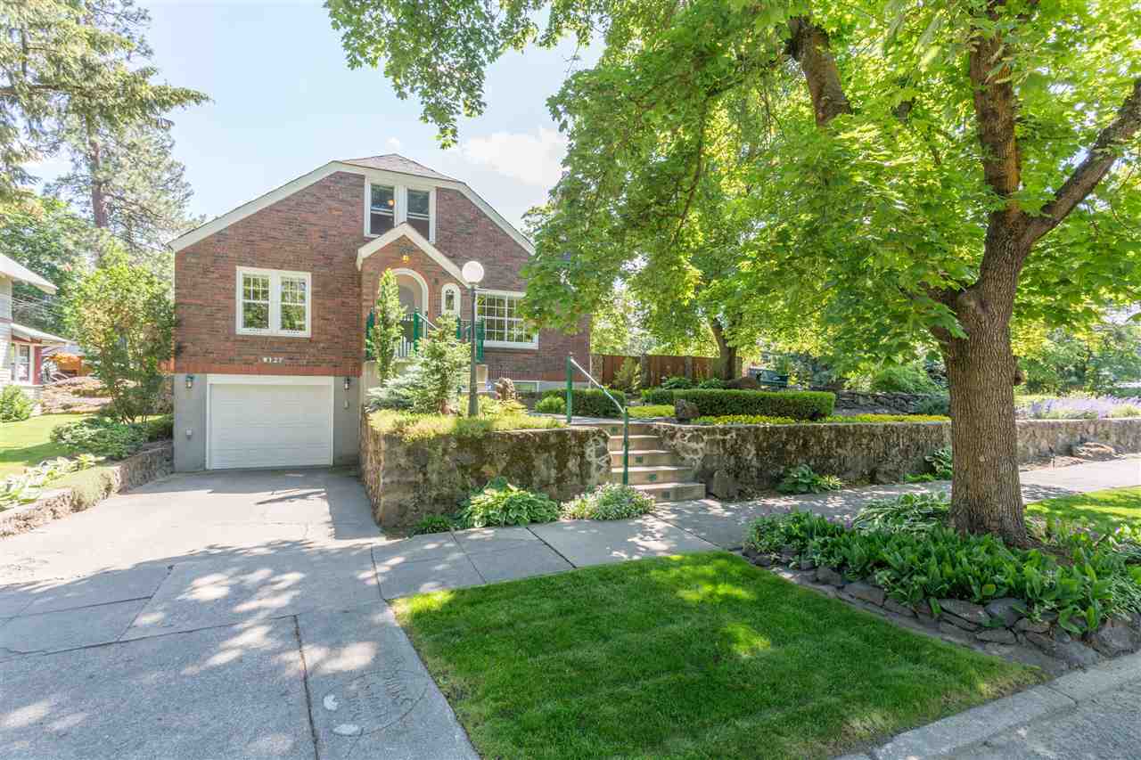 Property Photo: 127 W 17th Ave WA 99203