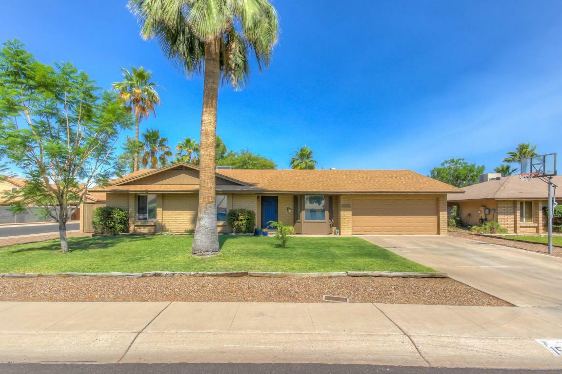 Property Photo:  15609 N 49th Place  AZ 85254 