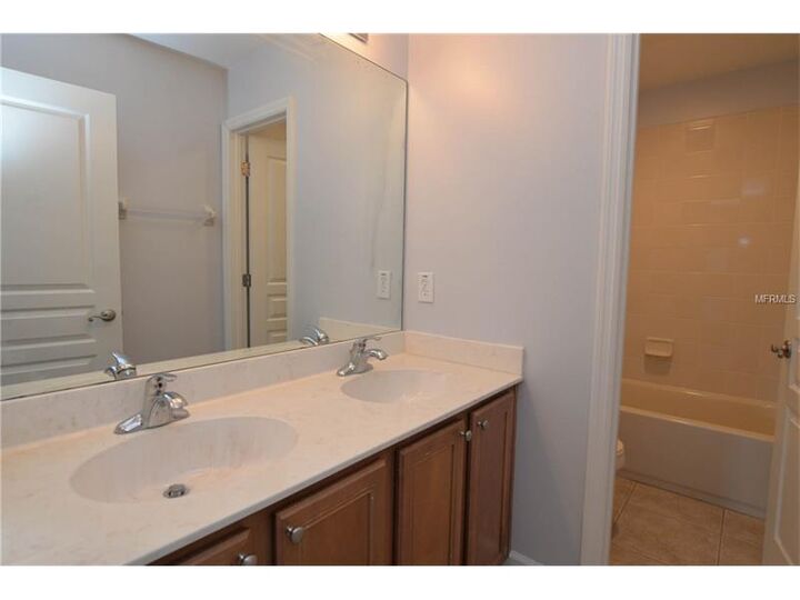 Property Photo:  213 Porchester Drive  FL 32771 