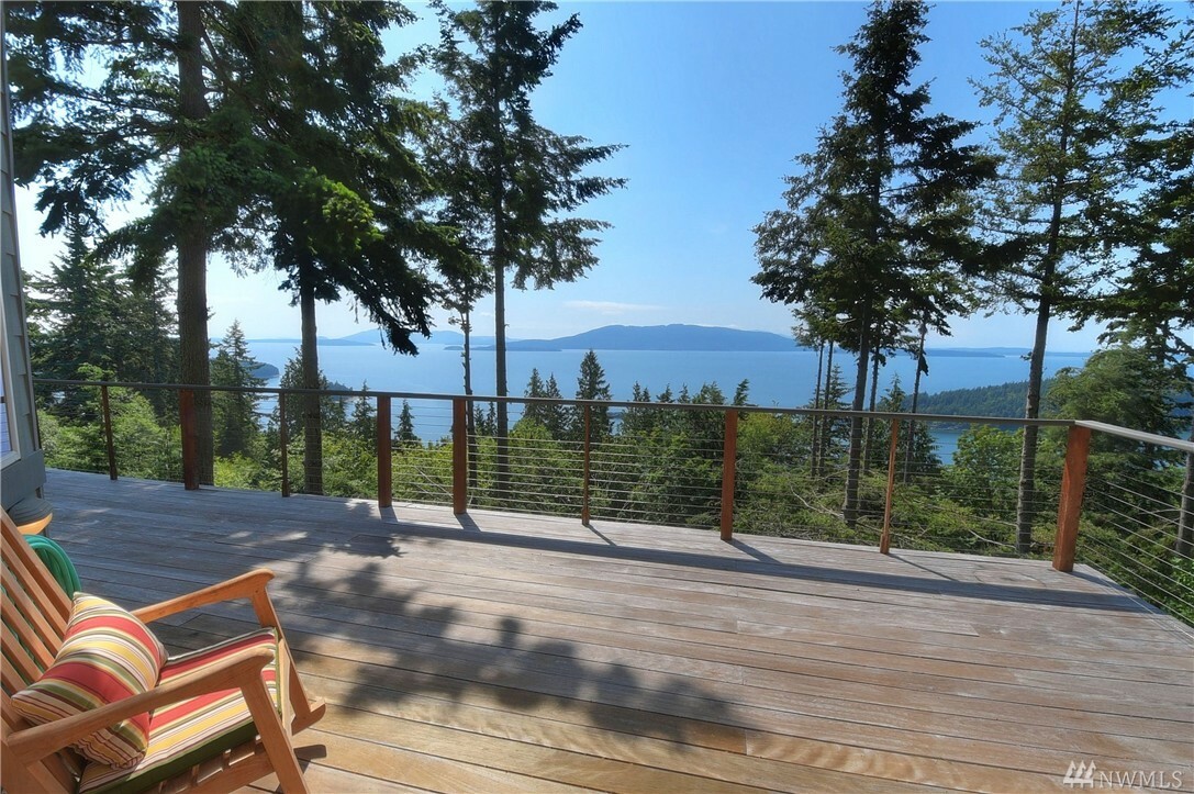 Property Photo:  1283 Chuckanut Crest Lane  WA 98225 