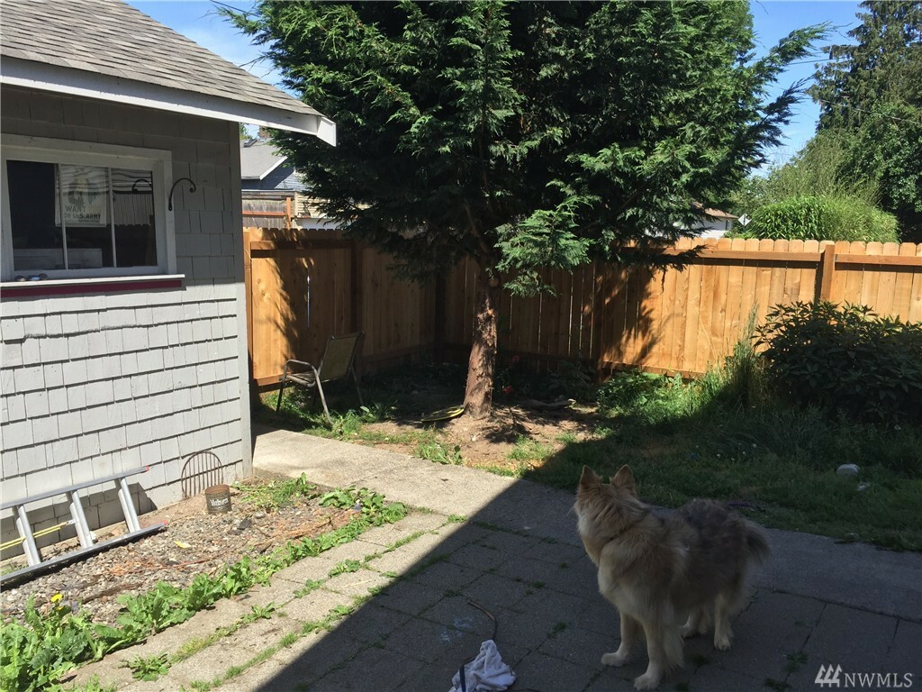 Property Photo: 1147 Humboldt WA 98225