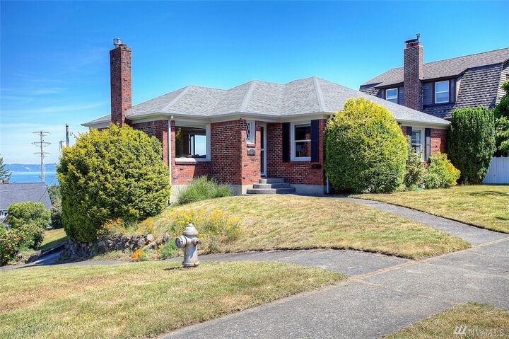 Property Photo:  3225 N 30th St  WA 98407 