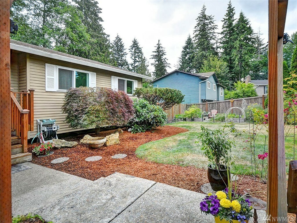 Property Photo:  23617 36th Place W  WA 98036 