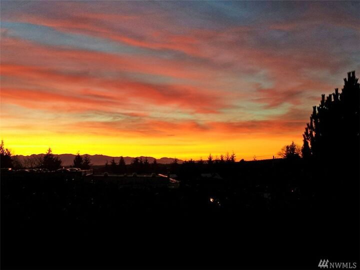 Property Photo: 4893 76th St SW E 401 WA 98275