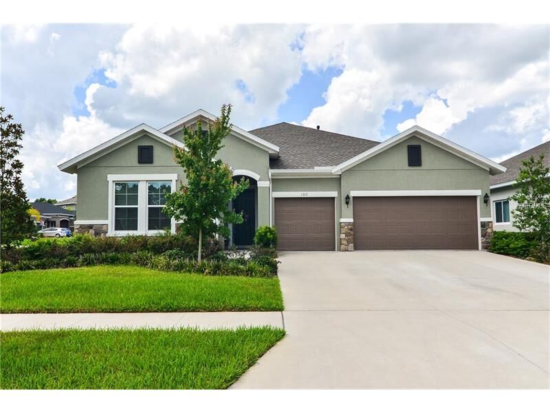 Property Photo: 1317 Charleen Street FL 33511
