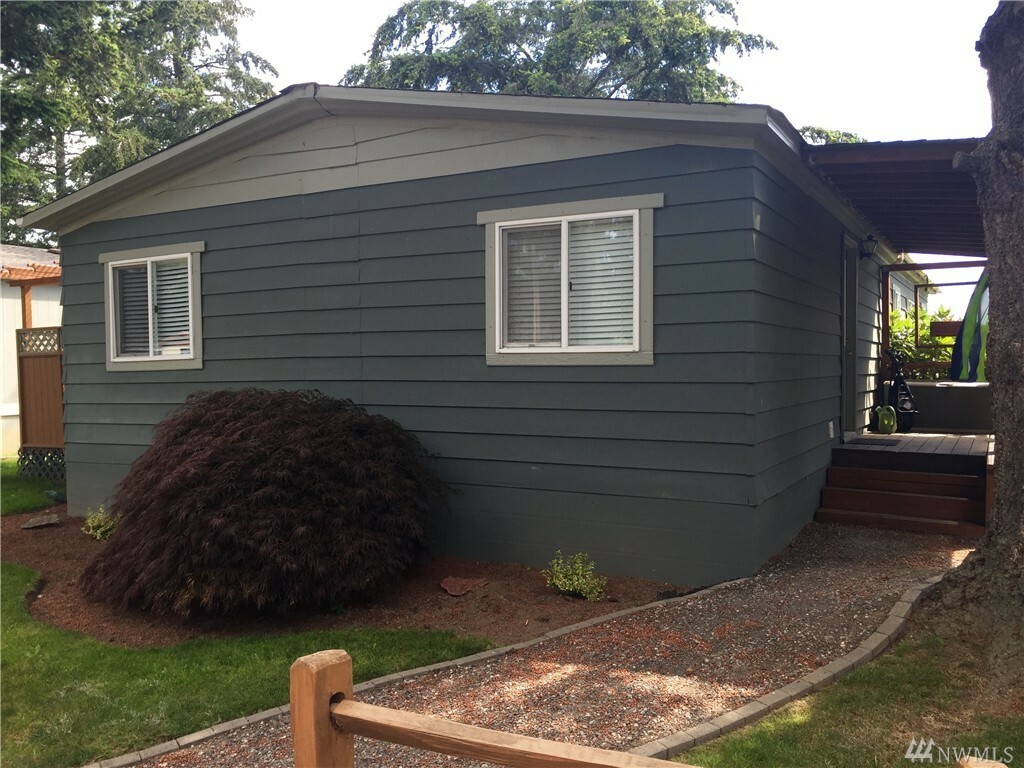 Property Photo: 1014 W Smith Rd WA 98226