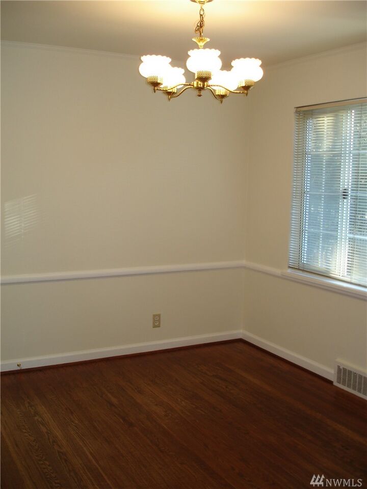 Property Photo:  1816 E McGraw St  WA 98112 