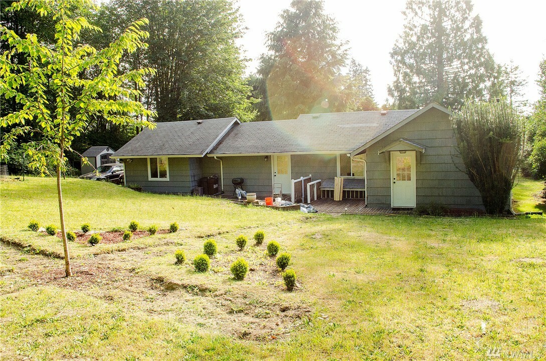 Property Photo:  2461 Mountain View Rd E  WA 98366 