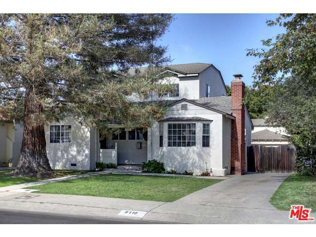 Property Photo:  8110 Westlawn Ave  CA 90045 