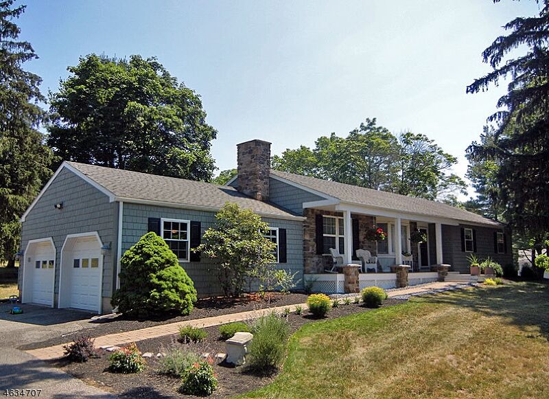 Property Photo:  1 Windy Hill Road  NJ 08801 