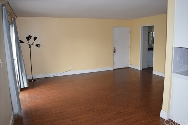 Property Photo: 1125 Pico Boulevard 109 CA 90405