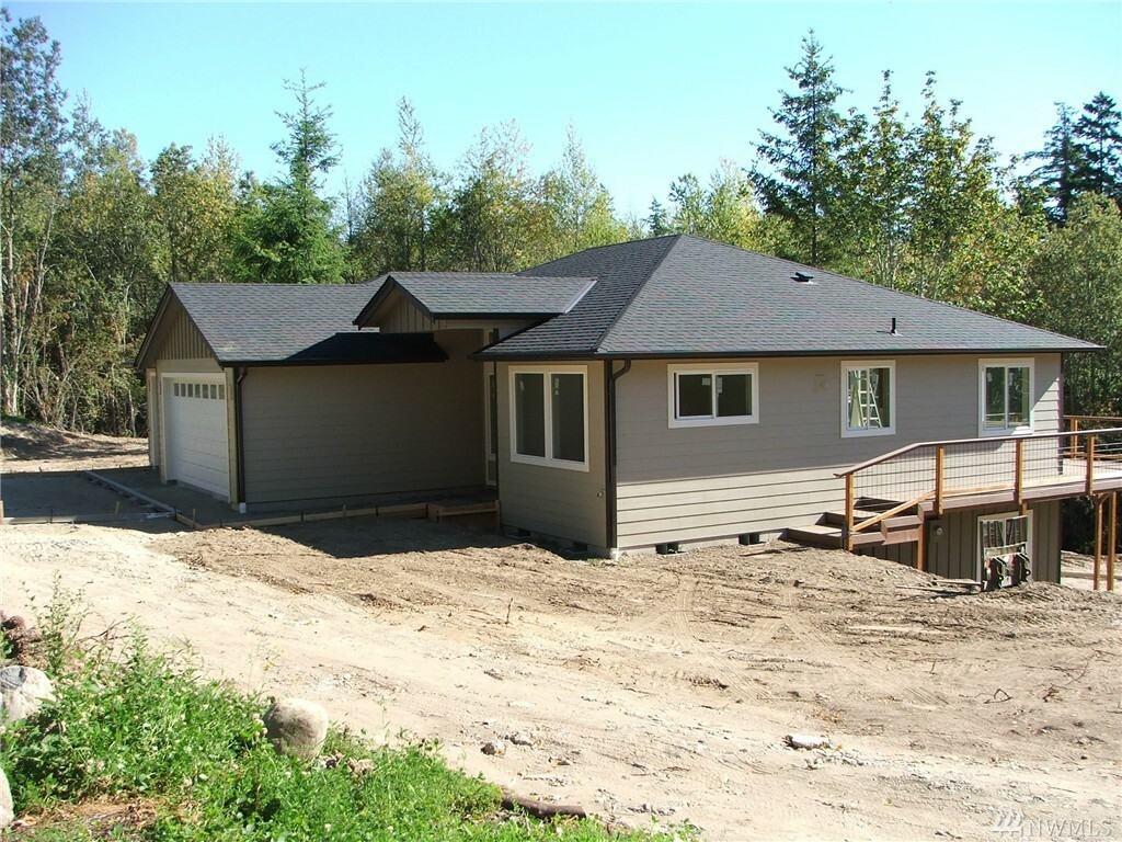 Property Photo:  483 Grace Ct  WA 98282 