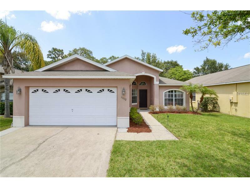 Property Photo:  11112 Pinewood Cove Lane  FL 32817 