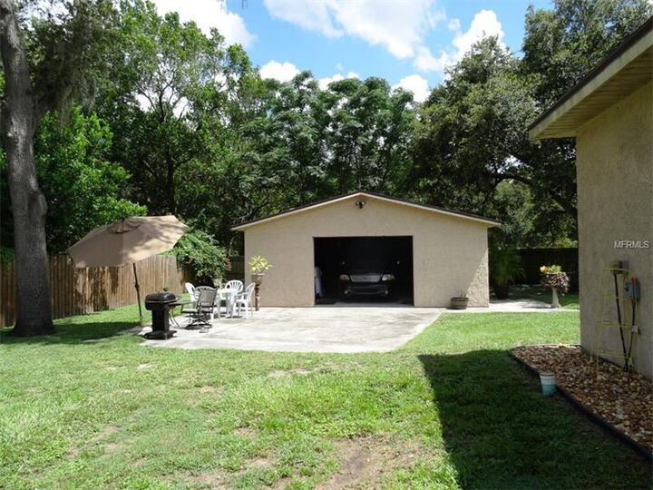Property Photo: 406 Craft Road FL 33511