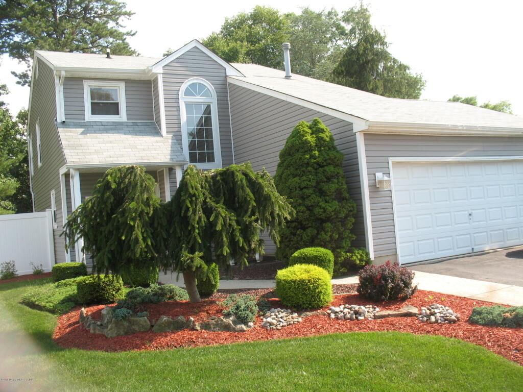 Property Photo:  4 Reed Road  NJ 07731 