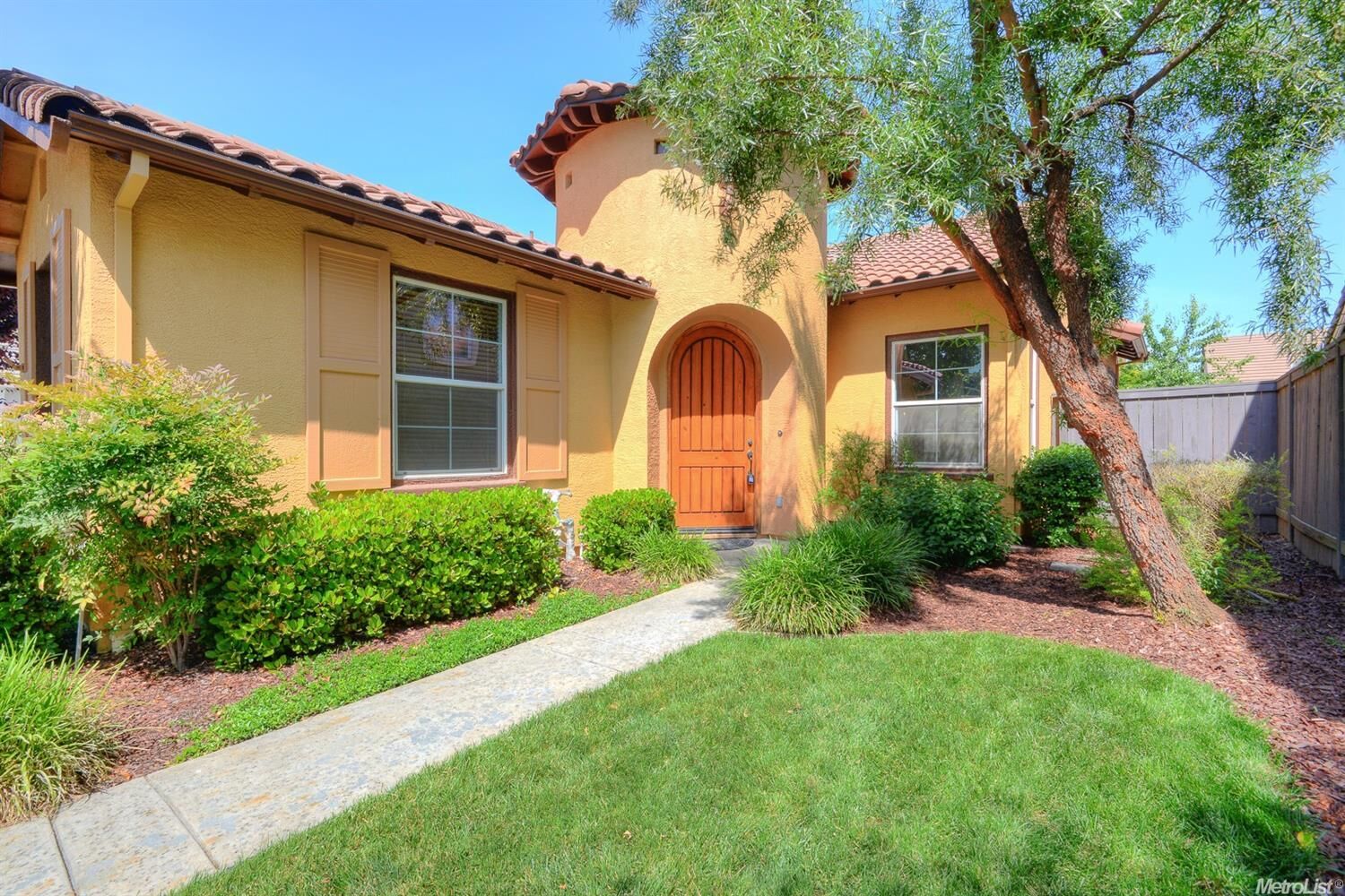 Property Photo: 171 Hebron Circle CA 95835