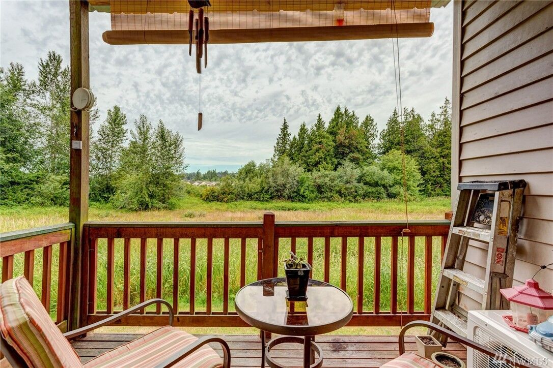 Property Photo:  2073  Cherry Street 1  WA 98248 