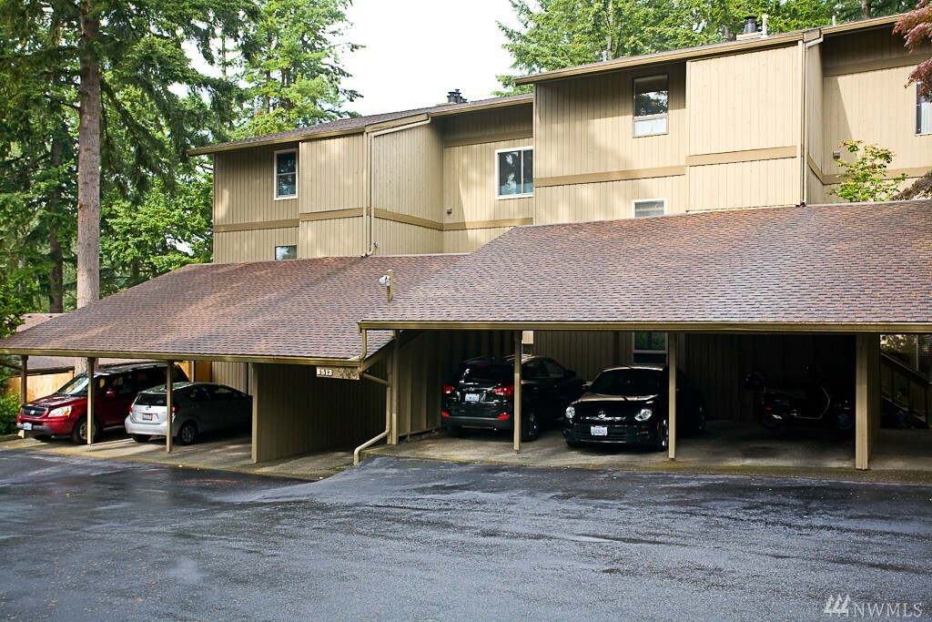 Property Photo:  8513 Main St 202  WA 98026 