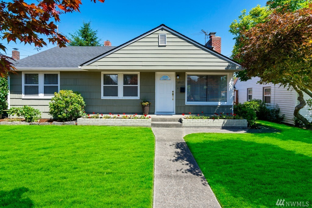 Property Photo:  4917 N 24th St  WA 98406 