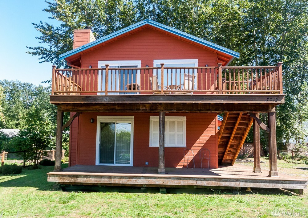 Property Photo: 7012 Birch Bay Dr WA 98230