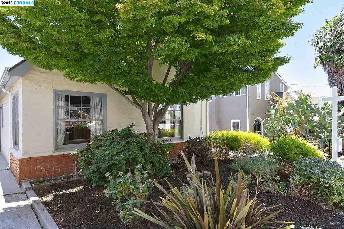 Property Photo:  8321 Outlook  CA 94605 