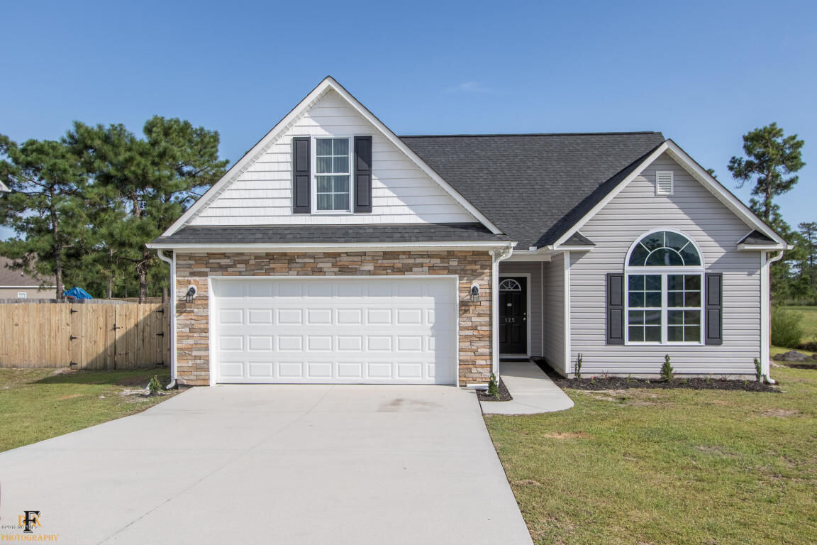 Property Photo:  125 Inverness Drive  NC 28539 
