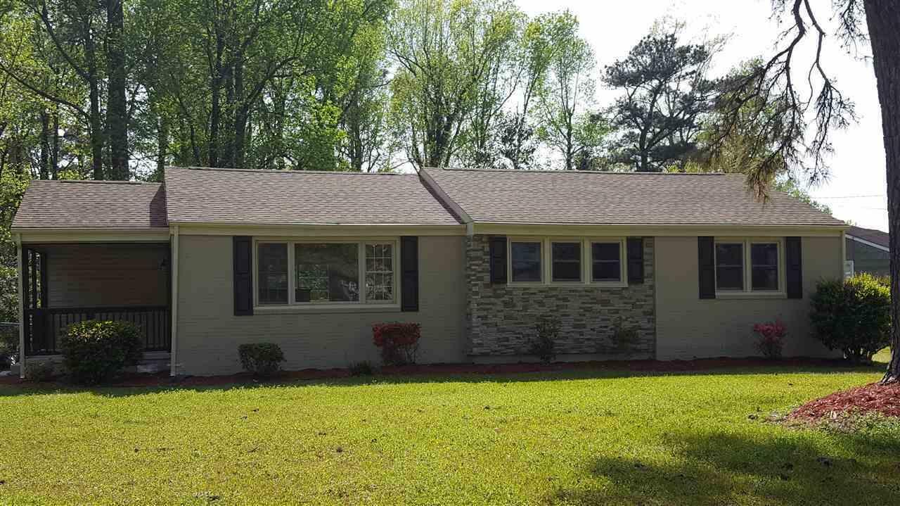 Property Photo: 305 Delmar Road NC 28540
