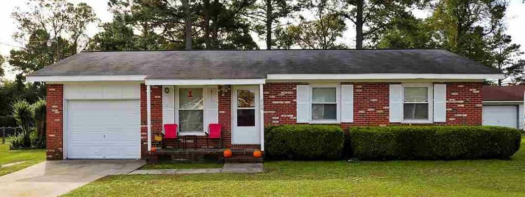 Property Photo:  206 Sheffield Road  NC 28546 