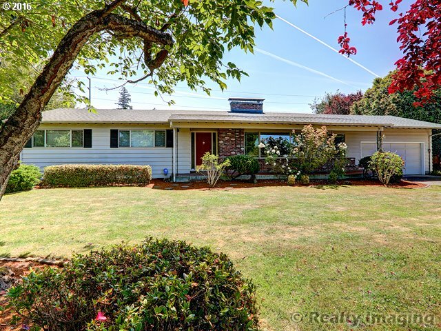 Property Photo: 4300 SW Fraser Ave OR 97225