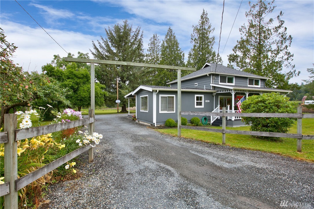Property Photo: 10812 159th Ave SE WA 98290