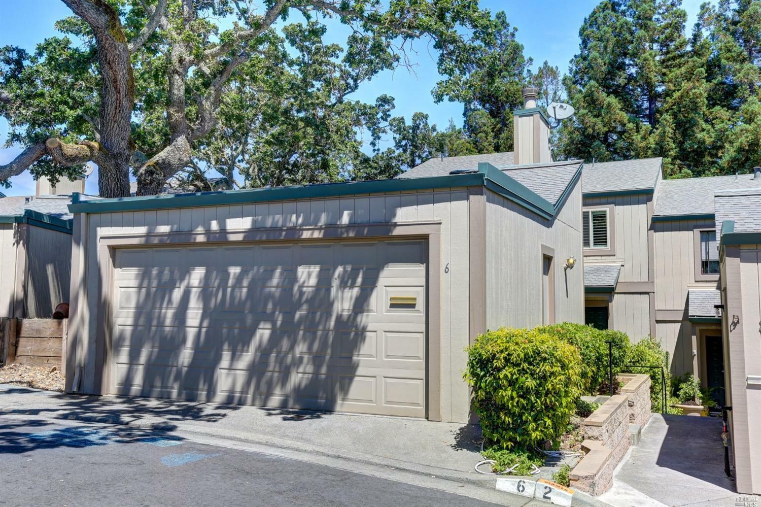 Property Photo:  6 Lupine Circle  CA 94947 