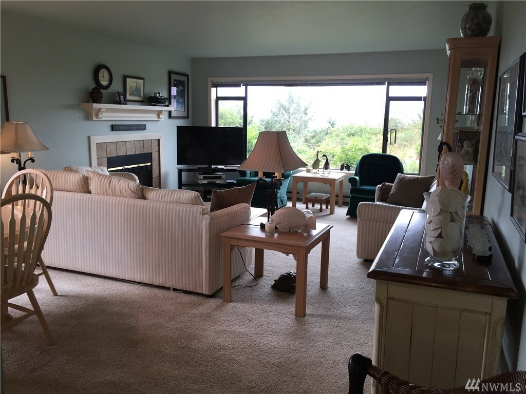 Property Photo:  2801 Willows Rd 4  WA 98644 