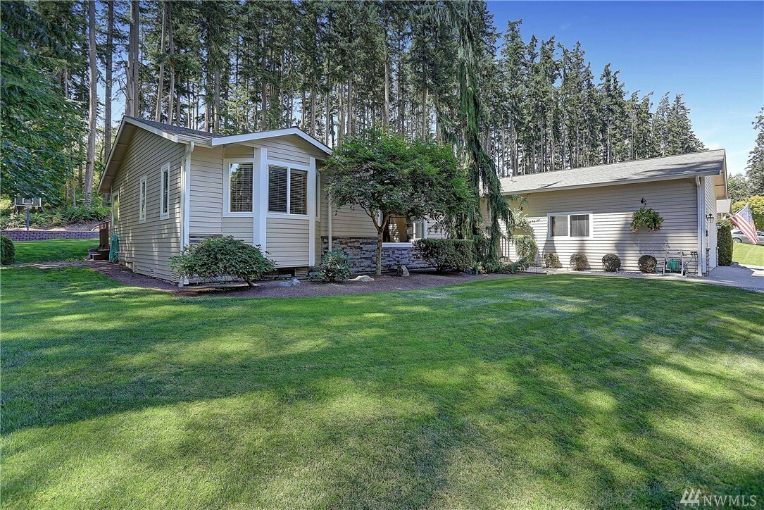 Property Photo:  1150 San Juan Dr  WA 98282 