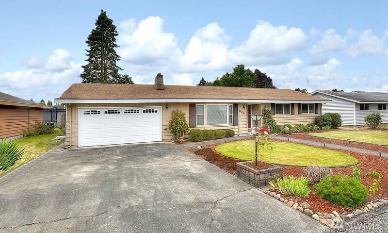 Property Photo: 824 16th St NW WA 98371