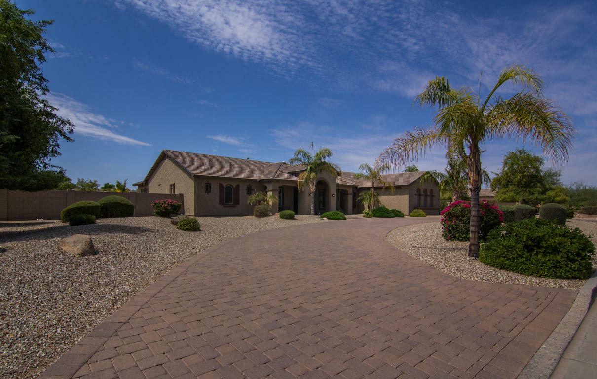 Property Photo:  14303 W Christy Drive  AZ 85379 