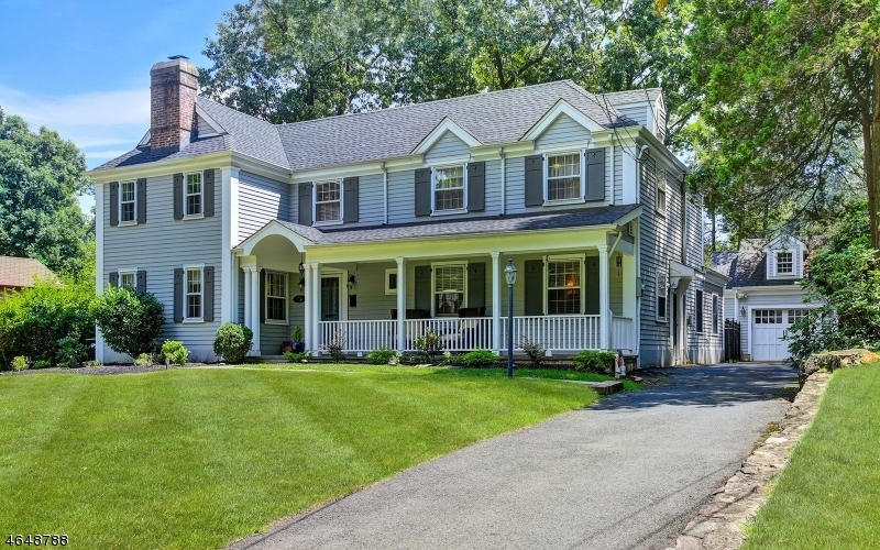 Property Photo:  1756 Sleepy Hollow Ln  NJ 07060 