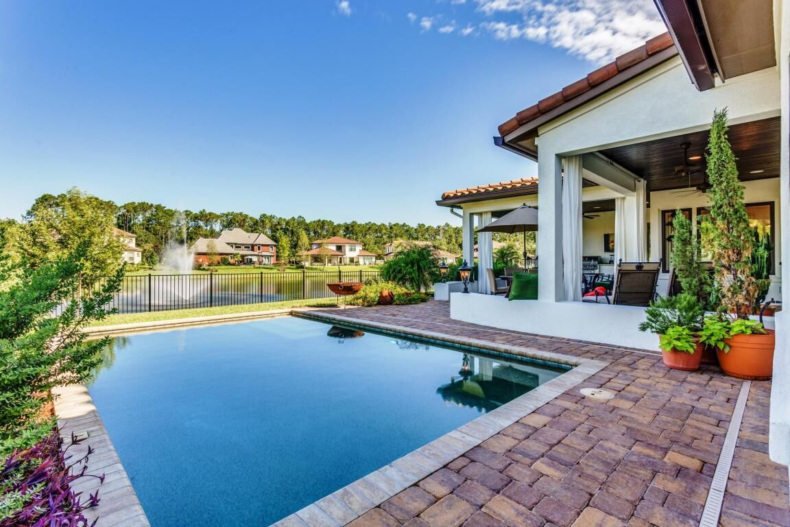 Property Photo: 14309 Cottage Lake Road FL 32224