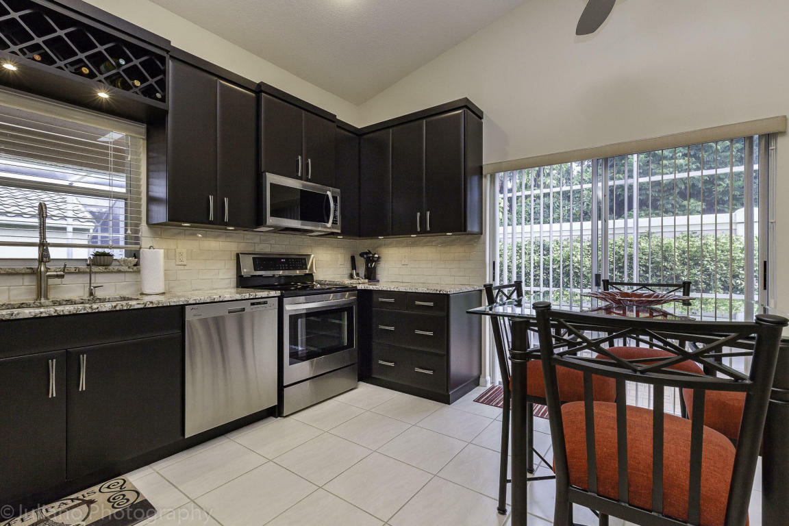 Property Photo:  7415 Chorale Road  FL 33437 