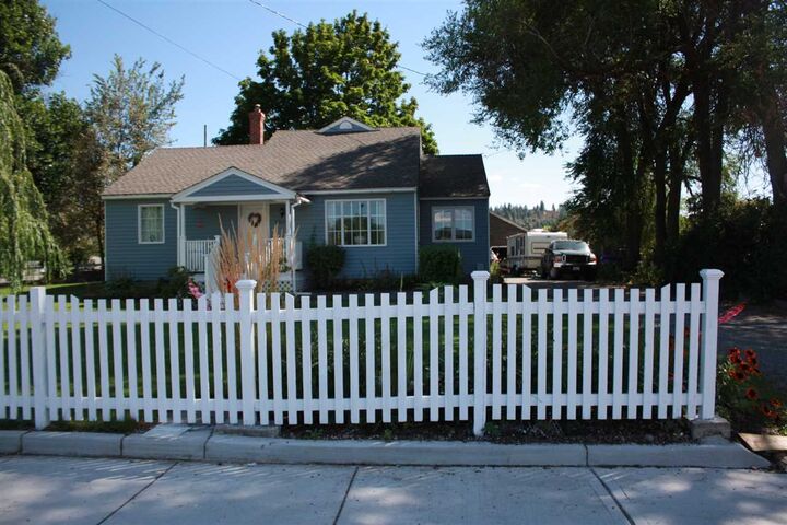 17620 E Sprague Ave  Spokane Valley WA 99016 photo