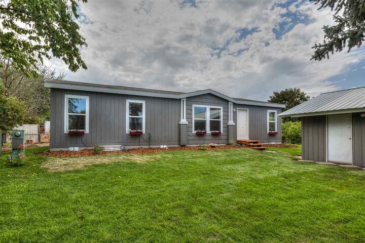 20206 E Baldwin Ave  Liberty Lk WA 99016-9470 photo