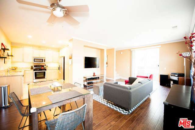 Property Photo: 8620 Belford Ave 602 CA 90045
