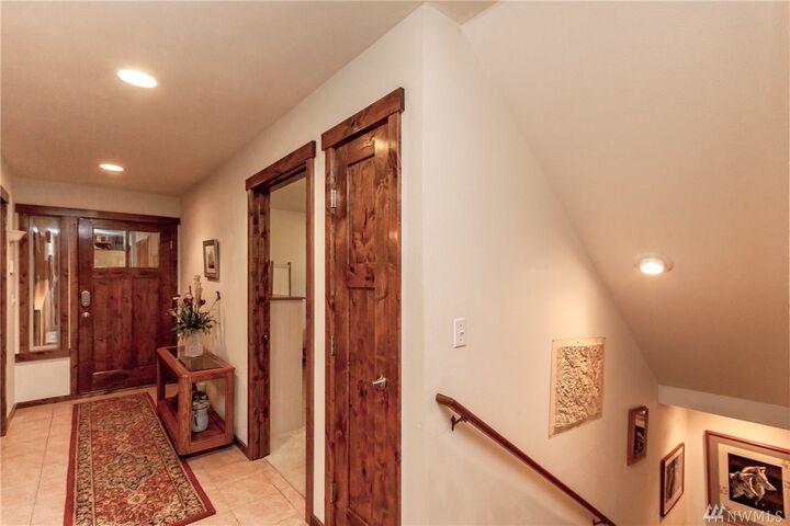 Property Photo:  4270 Kachess Lake Rd  WA 98925 