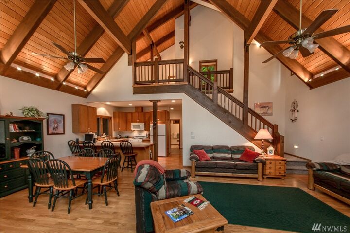 Property Photo:  250 Mountain Home Lane  WA 98925 