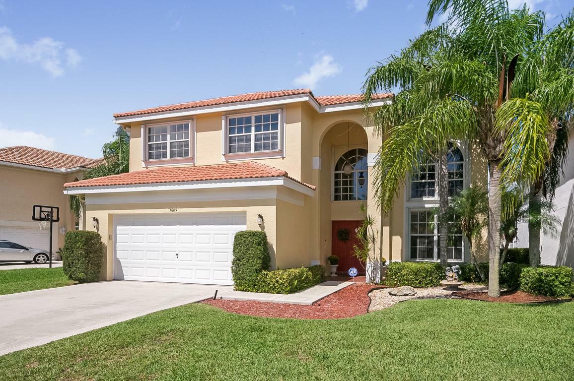 Property Photo: 7689 Santee Terrace FL 33467