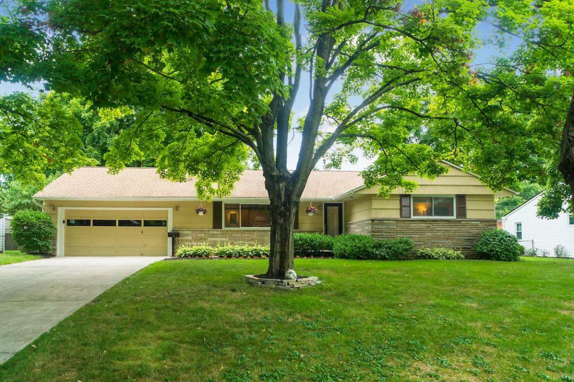 Property Photo: 2709 Wellesley Drive OH 43221