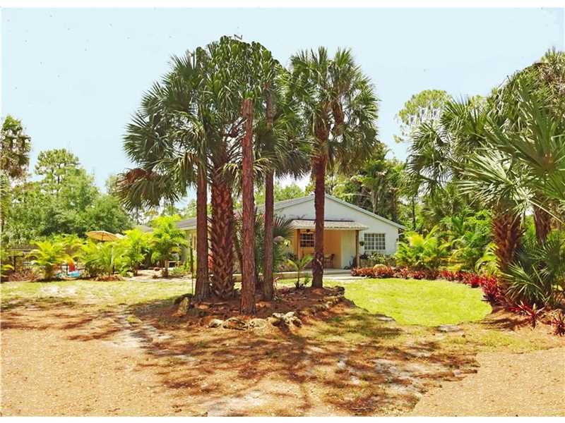 Property Photo: 15590 N 97th Rd FL 33412