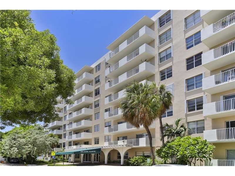 Property Photo:  1455 N Treasure Dr 6B  FL 33141 
