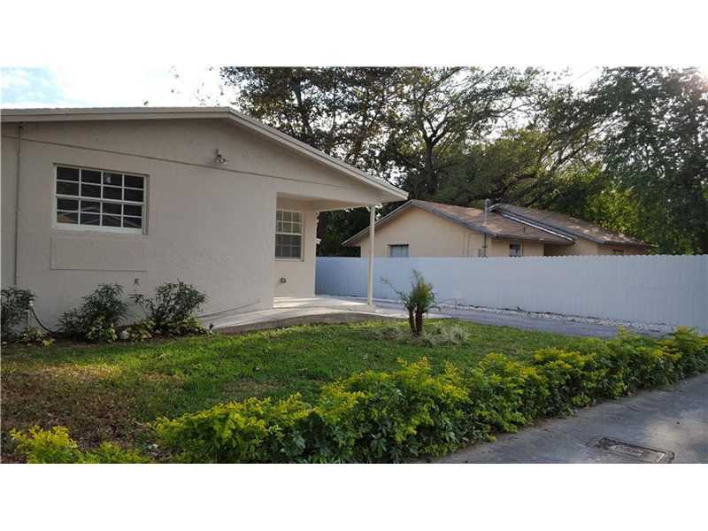 Property Photo:  3636 Oak Av  FL 33133 