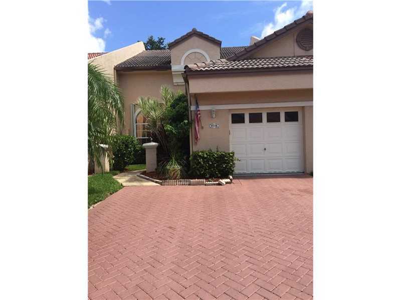 Property Photo:  9706 Malvern Dr 9706  FL 33321 